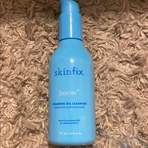 Skinfix foaming oil cleanser